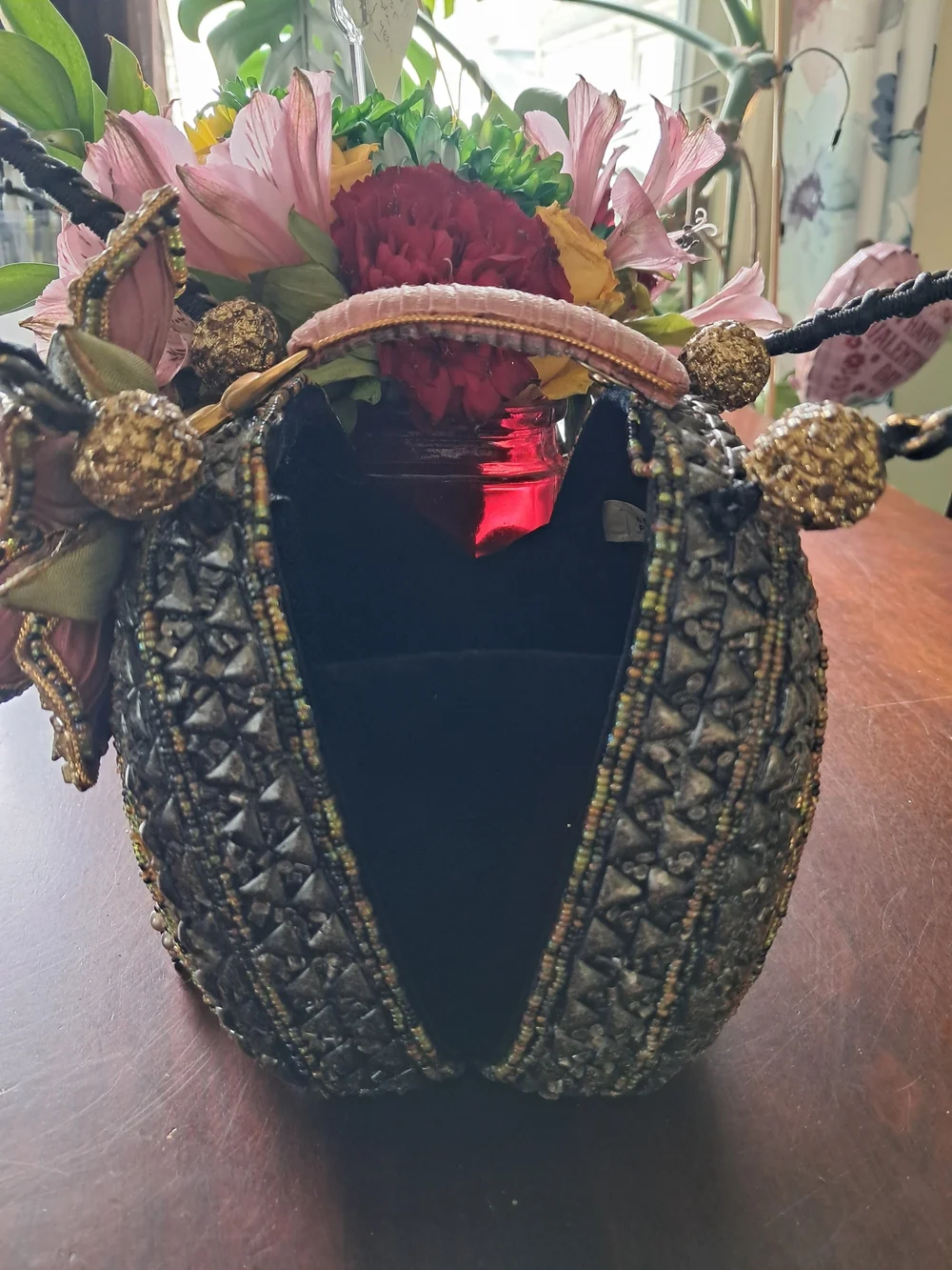 Mary Frances Pink and Gold Beaded Floral Wristlet - Picture 4 of 17